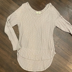 Lucy & Laurel Lightweight‎ Sweatshirt